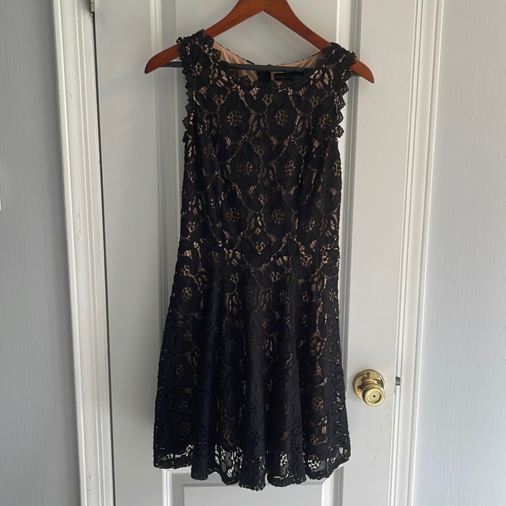 City Triangles Girl's Junior lace sleeveless dress, Size 3